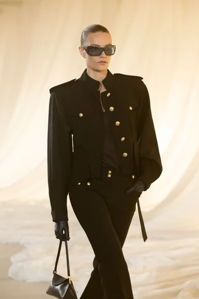 Look 26